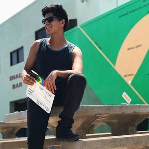 Meet your Posher, Carlos